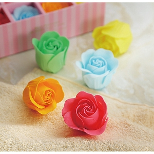 �J���[�Y�i�\�[�v�t�����[�j