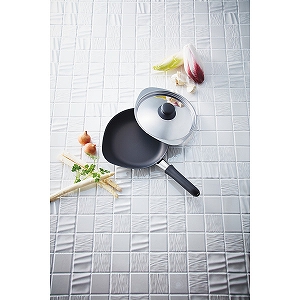 �y���������z���@���@�}�O�}�v���[�g�t���C�p���i�P�W�����j�W�t