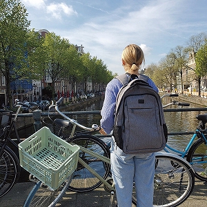 �y���������z���C�g�C���@���b�v�g�b�v�@�o�b�N�p�b�N�@�P�T�D�U�C���`